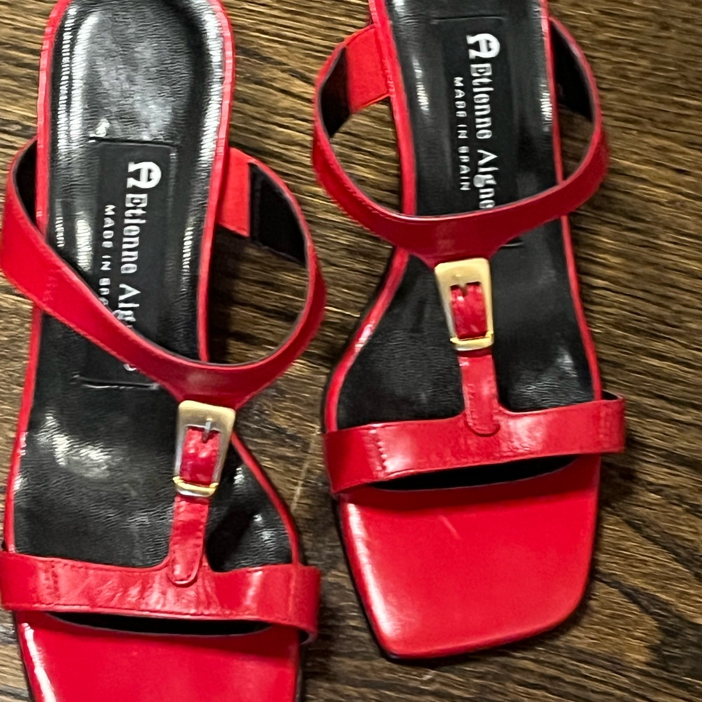 cute Red SZ 6 Etienne Aigner (never worn) - Picture 7 of 10
